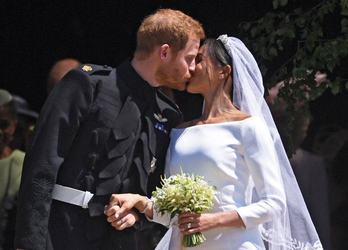 Queen mother's wedding dress