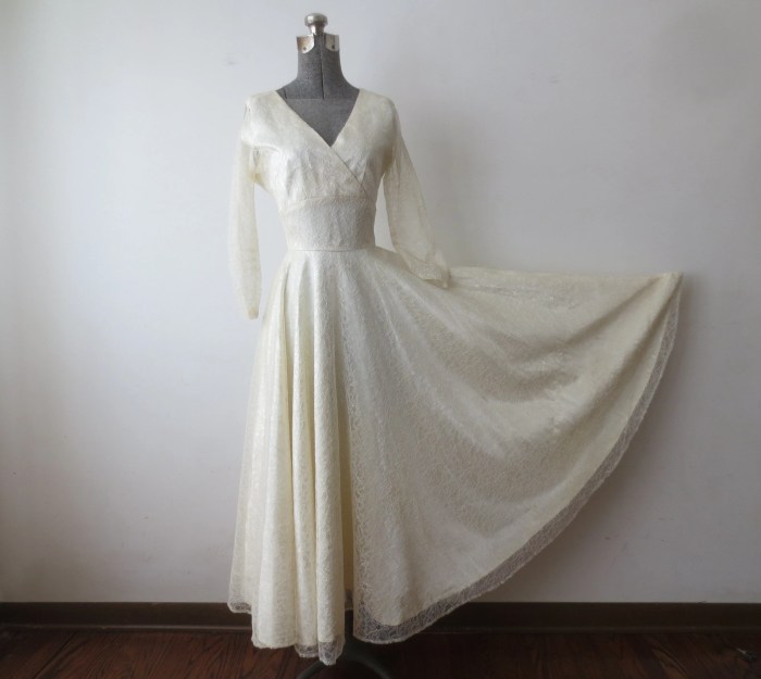 Retro tea length wedding dress